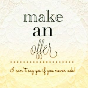 DON’T BE SHY. I’M ALWAYS OPEN TO OFFERS 😊🛍😊🛍